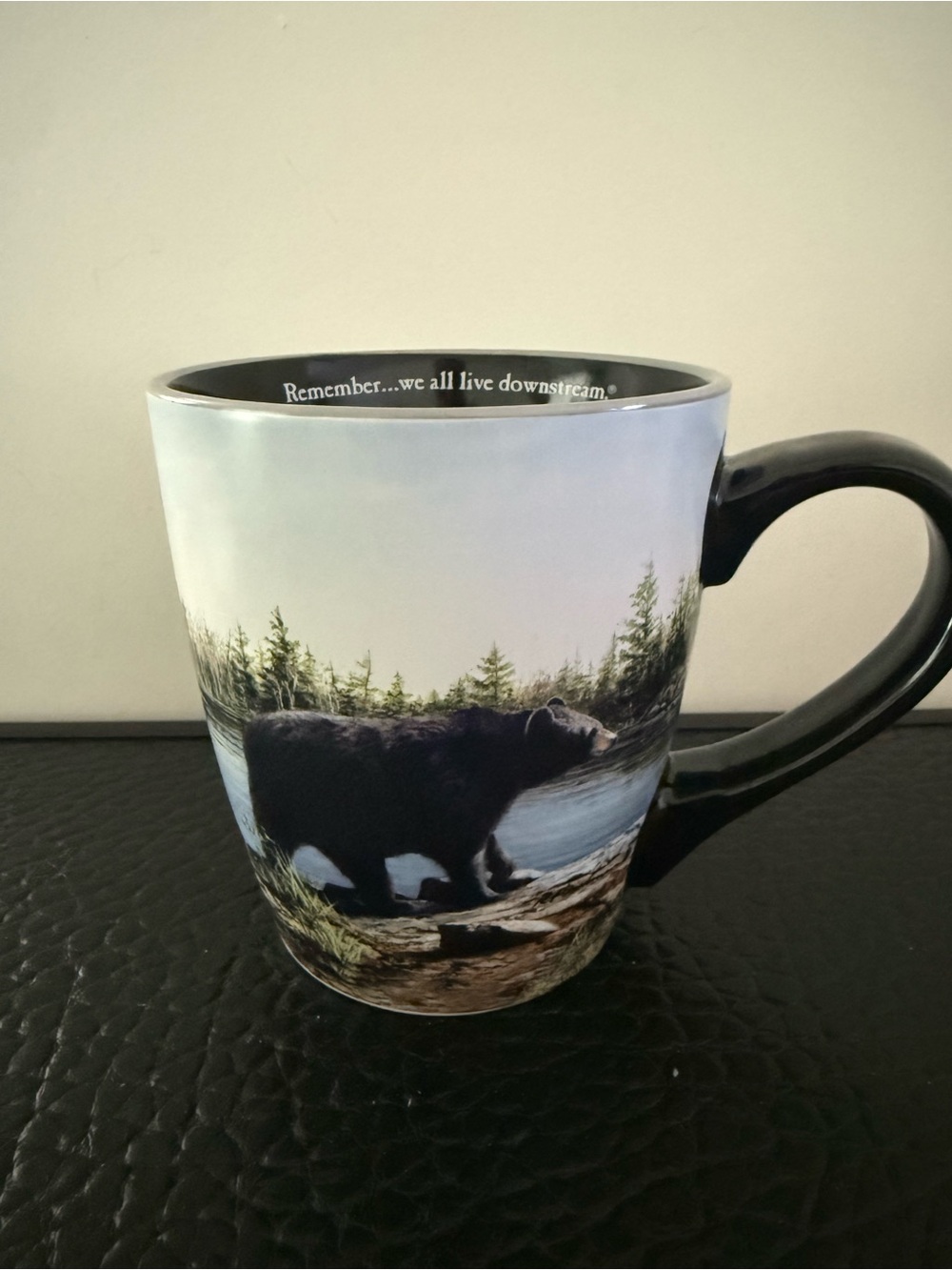 Bass Pro Shops Black Bear Ceramic Coffee Mug Pre-Owned